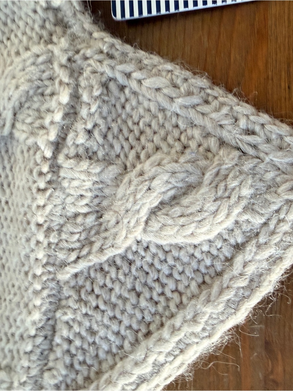 Splendid Women's Grey Cableknit Earflap Hat Bonnett Braided Ties Woolblend Cozy - Picture 4 of 14